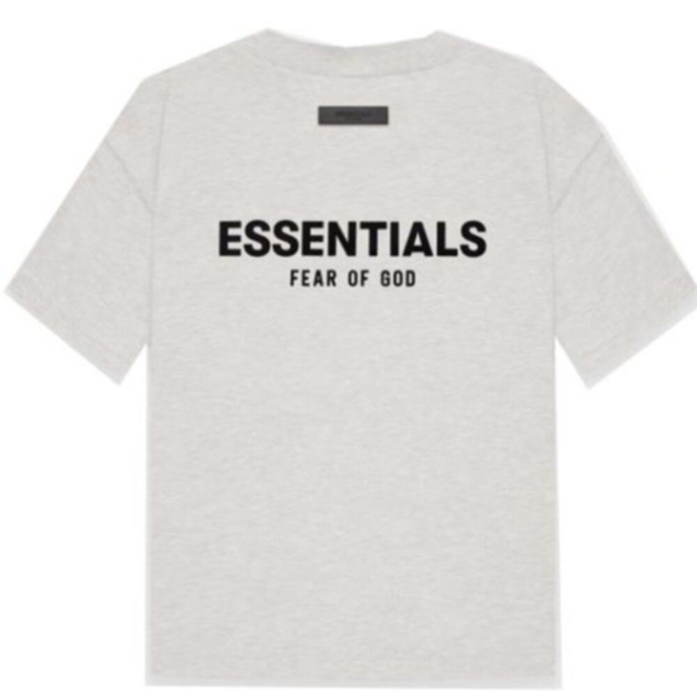 💎✨NEW WITH TAGS✨💎Essentials Fear of God Light Gray T-shirt - Picture 2 of 2